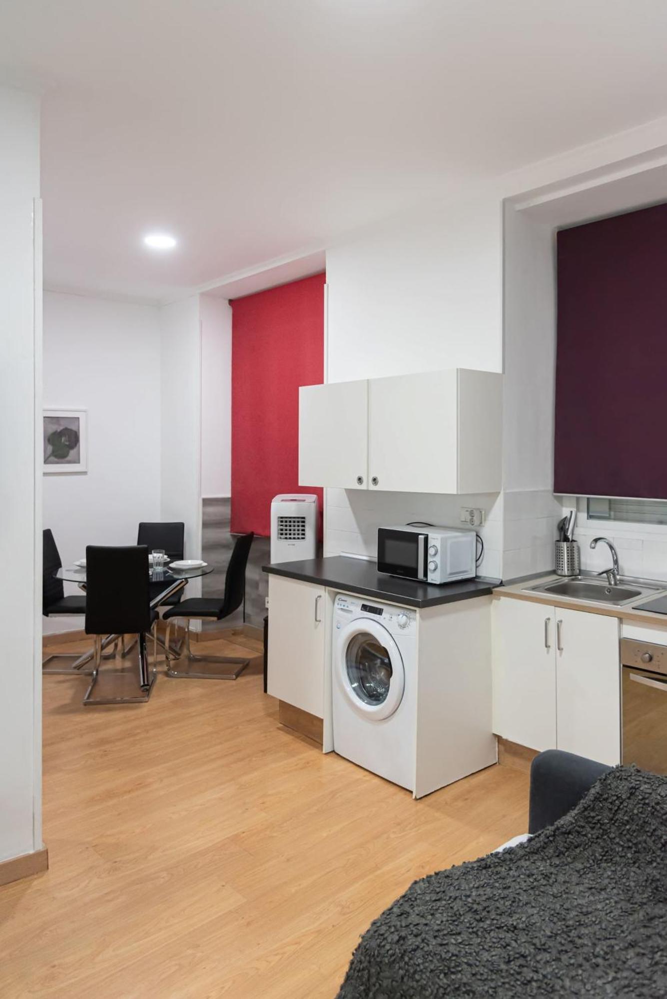 Apartamentos Day Madrid Luna Centro Gran Via Sol Malasana Bagian luar foto