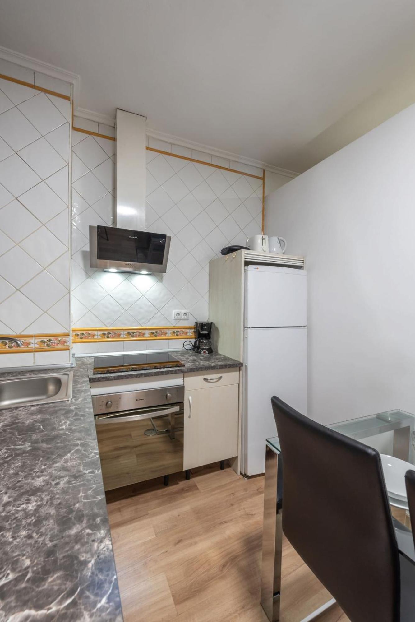 Apartamentos Day Madrid Luna Centro Gran Via Sol Malasana Bagian luar foto